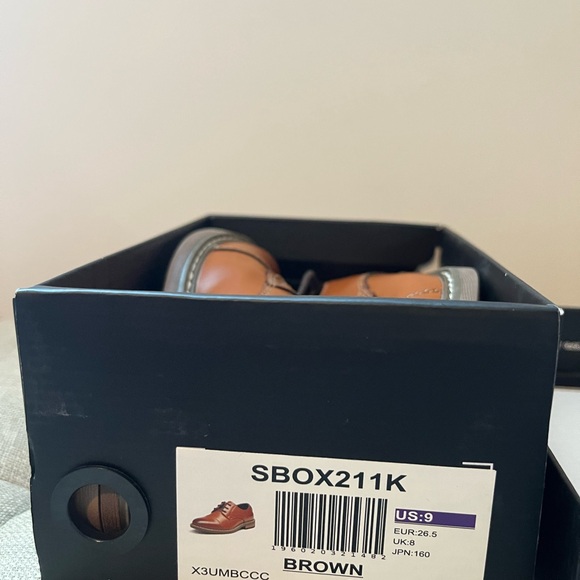 Boys Brown Dress Shoes - Picture 5 of 6
